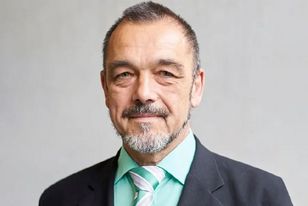 Prof. Dr. Ulrich Holzbaur