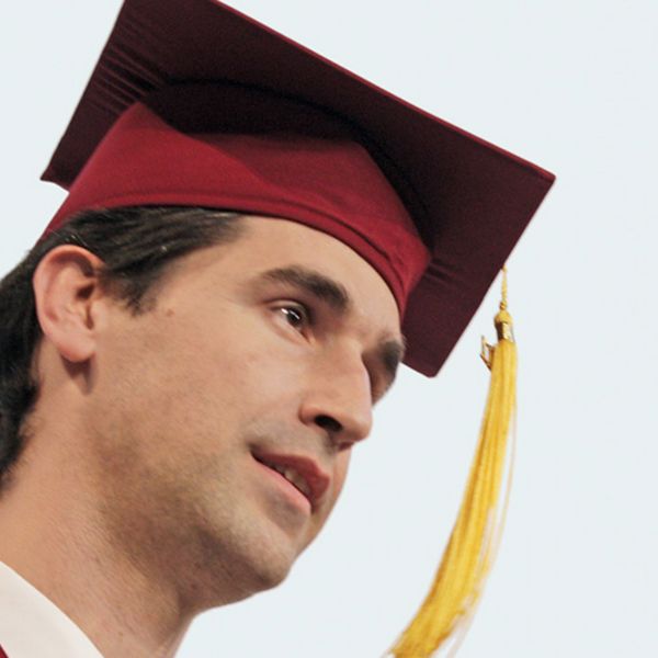 Mater EMBA Student Graduierung