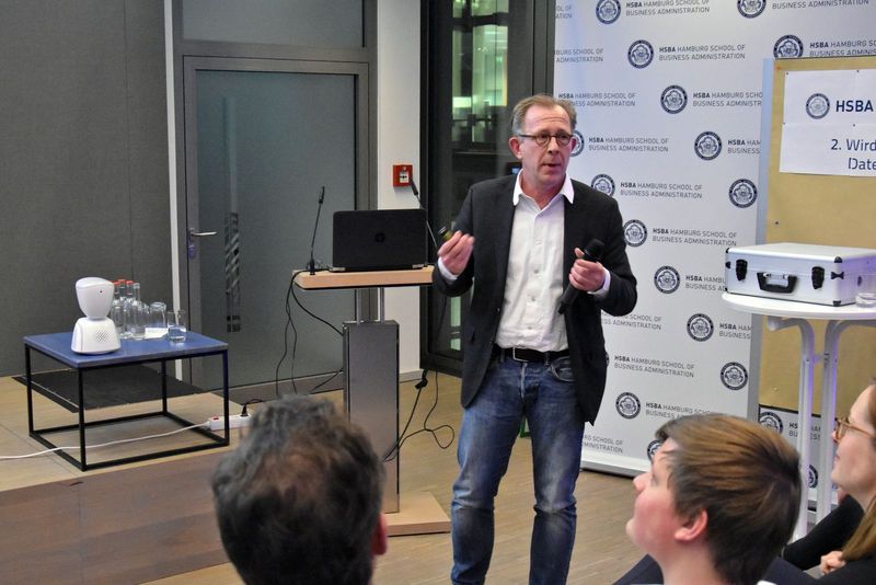 Digital Lounge 2019 Digital Lounge 2019