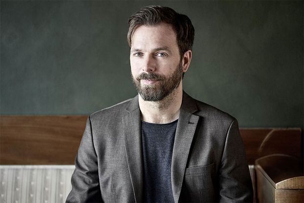 Dr. Hans Jaich Dr. Hans Jaich