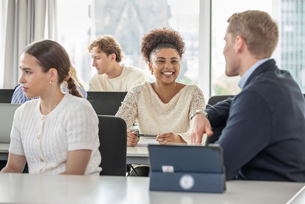 Dualer Bachelor-Studiengang International Management an der HSBA Dualer Bachelor-Studiengang International Management an der HSBA