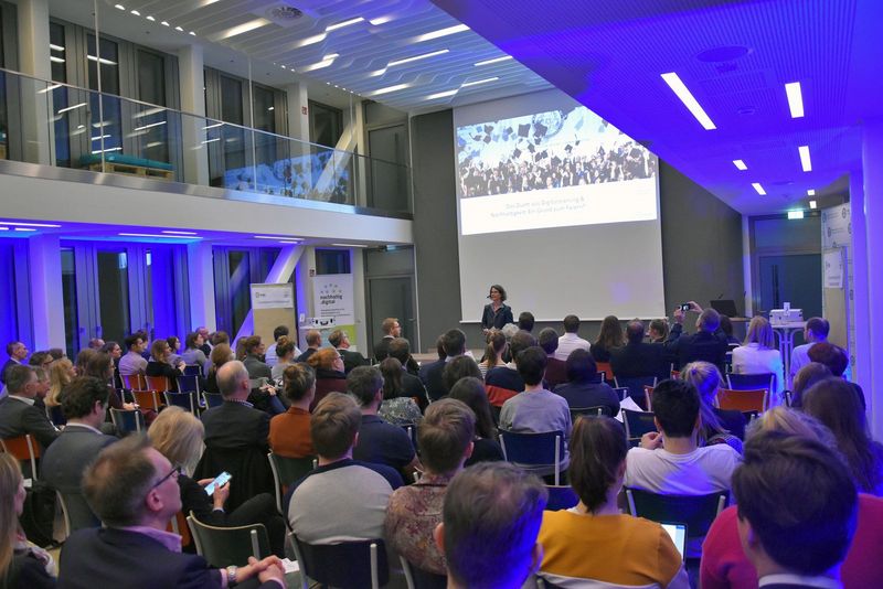 Digital Lounge 2019 Digital Lounge 2019