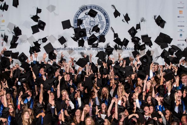 Graduierungsfeier der HSBA Graduierungsfeier der HSBA