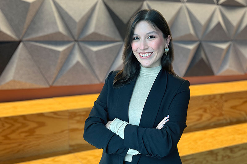 Portrait İdil Güven