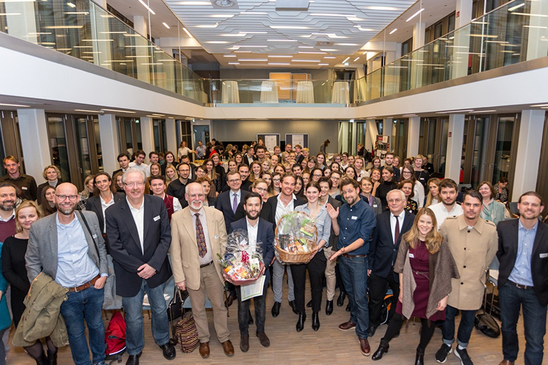 Teilnehmer und Gäste des FairTrade-Hochschulwettbewerbs 2016 Teilnehmer und Gäste des FairTrade-Hochschulwettbewerbs 2016
