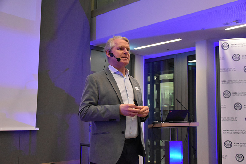 Real Lounge - HSBA Real Lounge - HSBA